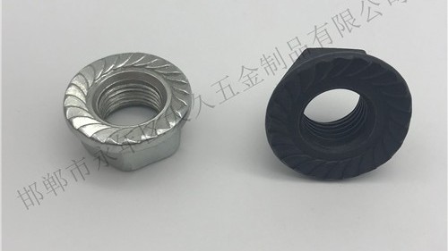 法蘭螺栓和法蘭螺母平面為什么要加一個角度？